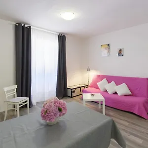 Anja Apartment